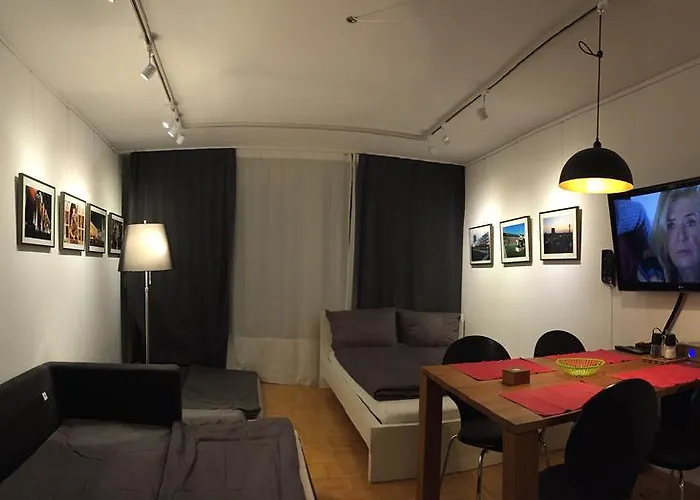 Schwabing/olympic Park/bmw Апарт-отель